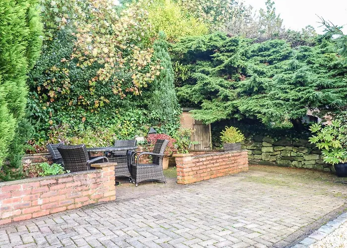 Farley Cottage I